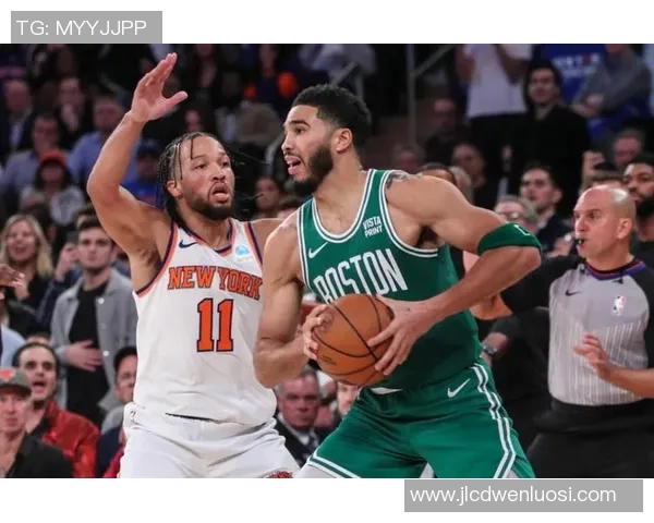 活塞与凯尔特人激战10月31日NBA赛季精彩对决回顾与分析